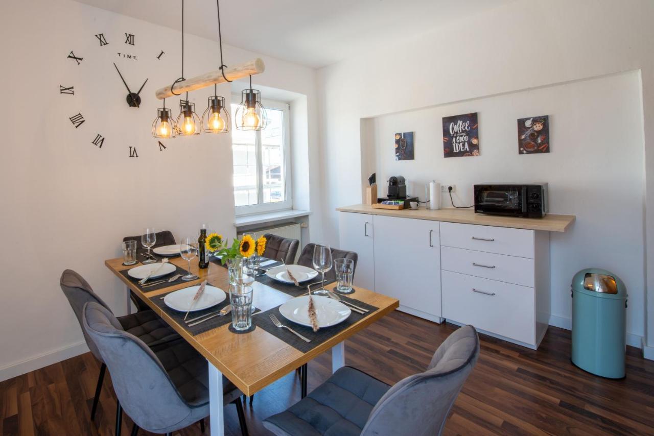 Bessa Homes 6 Personen 2 Schlafzimmer, 3 King Size, Betten, Balkon, Kueche Haag in Oberbayern 外观 照片