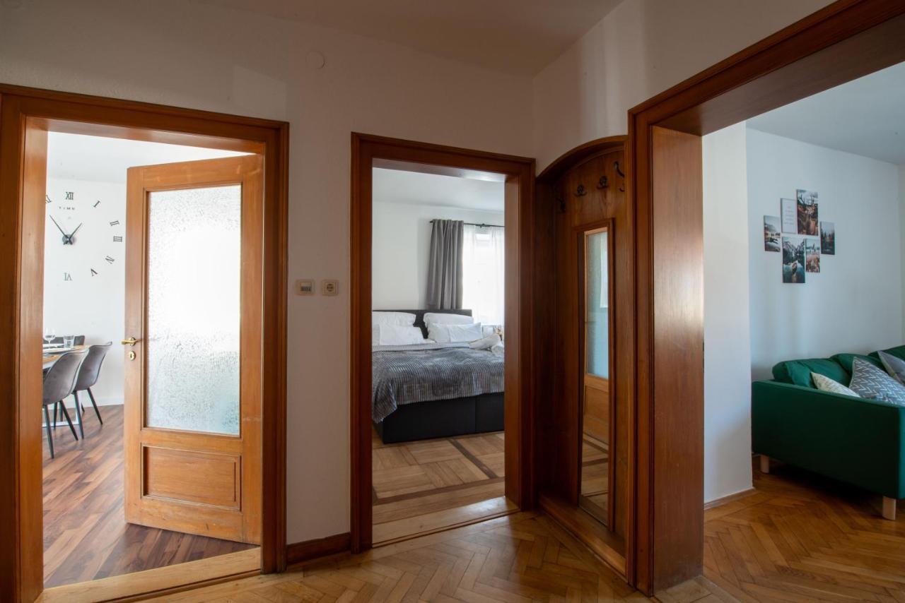 Bessa Homes 6 Personen 2 Schlafzimmer, 3 King Size, Betten, Balkon, Kueche Haag in Oberbayern 外观 照片